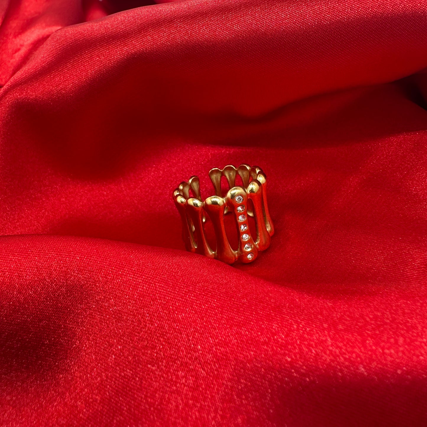 ANILLO QUEEN