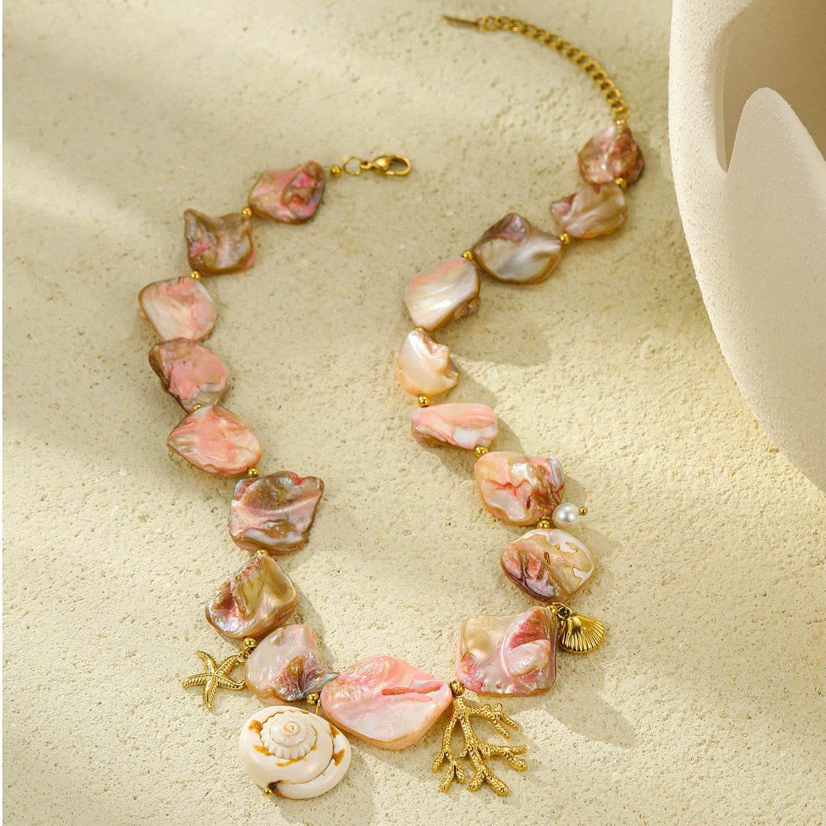 COLLAR MIRANTE