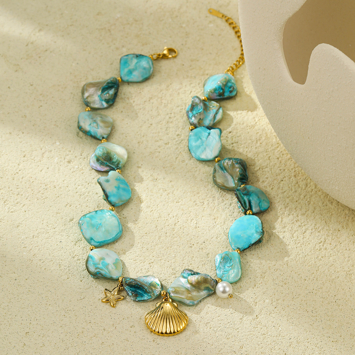 COLLAR MIRANTE