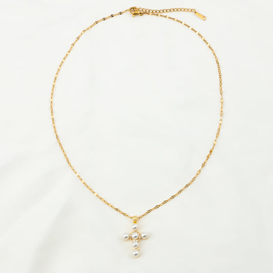 COLLAR CRUCIFIXO PERLAS