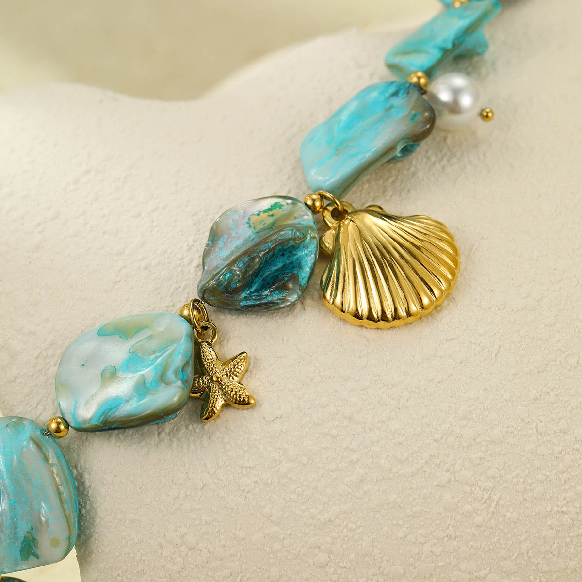COLLAR MIRANTE