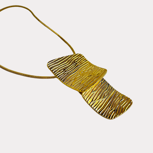 COLLAR ARRABIATA