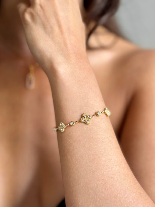 PULSERA LEAVES